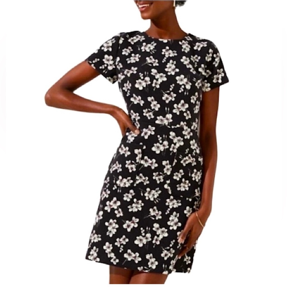 Loft Short Sleeve Front Pocket Black Floral Shift Dress Size 0